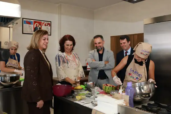 GASMEK Yaz Okulu öğrencileri olimpiyat finalinde hünerlerini sergiledi