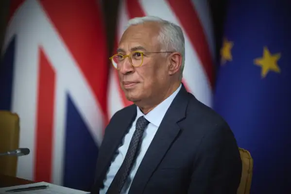 Costa, “Başkentler Turu”nu Slovakya’da başlattı