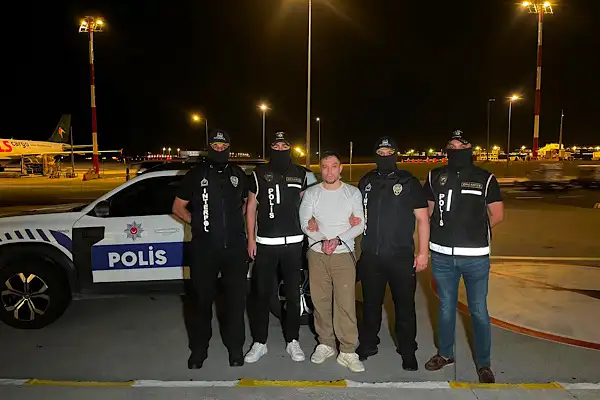 Organize suç örgütü elebaşı Serkan Kurtuluş, Türkiye’ye getirildi