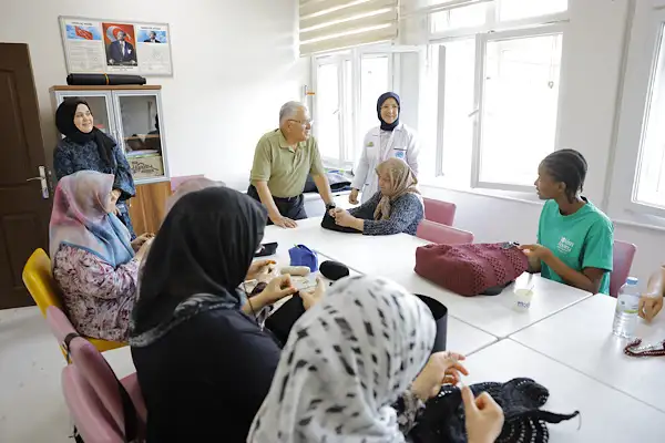 Başkan Büyükkılıç, Göznuru Kurs Merkezi’ni ziyaret etti