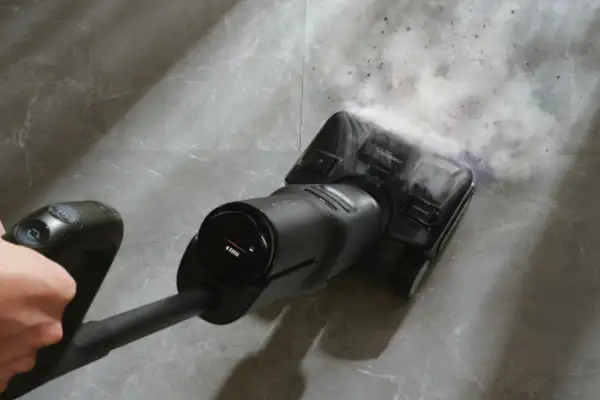 Roborock'tan Evcil Hayvanlı Evler İçin Yaz Temizliği Çözümleri