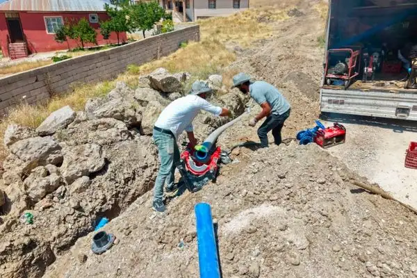 Seyrantepe’de 40 hanenin içme suyu sorunu çözüldü