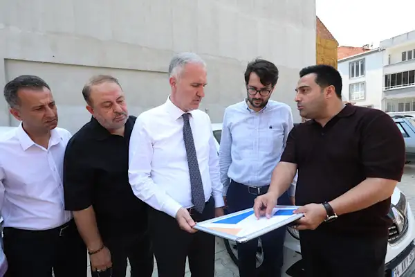  İnegöl’de kamulaştırılan alana 16 araçlık otopark kazandırıldı