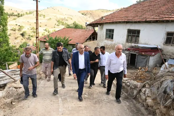 Başkan Er, sel felaketinin yaşandığı Kocaözü’nü ziyaret etti