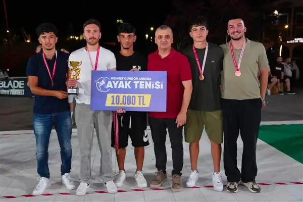 Giresun'da Mehmet Güngör Ayak Tenisi Turnuvası sona erdi