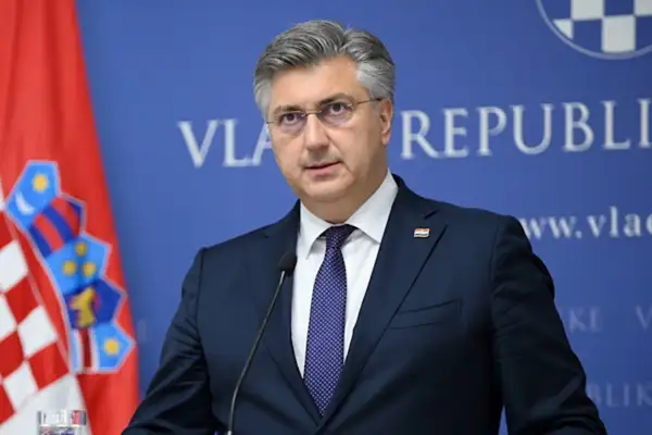 Plenkovic: Akaryakıt fiyatlarındaki indirimle birlikte benzin 1,56 euro’ya düştü