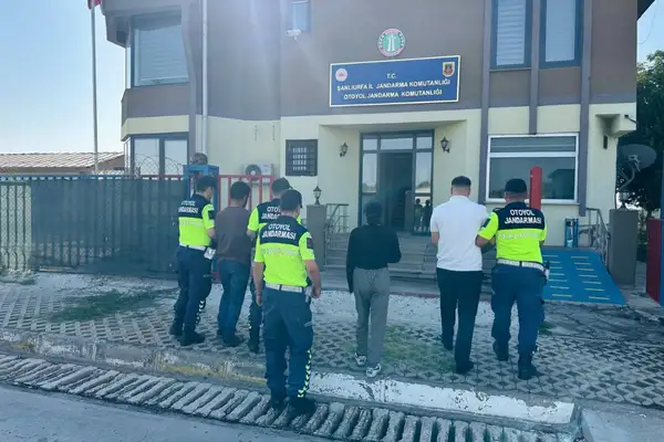 Şanlıurfa’da polis kılığıyla dolandırıcılık operasyonu