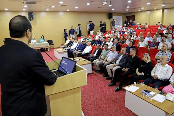 Şanlıurfa’da sağlık hizmetleri il değerlendirme toplantısında ele alındı