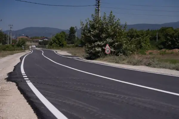 Düzce’de altyapısı tamamlanan yollar önceliklendiriliyor