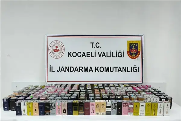 Kocaeli'de 3,2 milyon liralık kaçak parfüm ele geçirildi
