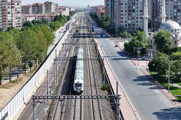 Konya banliyö hattına 16 araçlık ihale süreci başladı