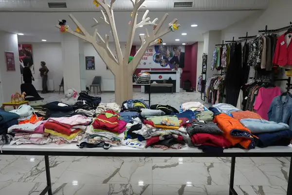 Maltepe Belediyesi’nin Açık Dolap projesinden 329 kişi yararlandı