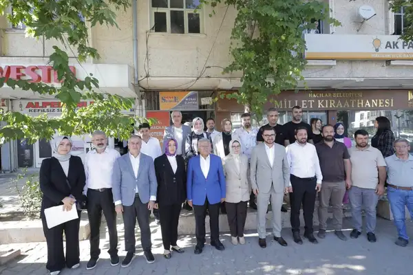Başkan Büyükkılıç, Hacılar’da vatandaşlarla buluştu