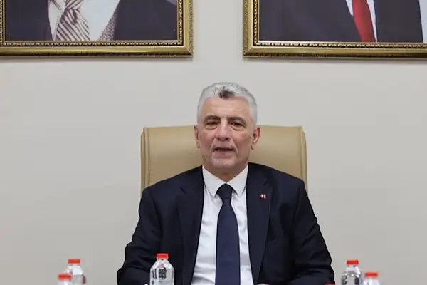 Bakan Bolat, İbn Haldun Üniversitesi TercihFest Zirvesi'nde öğrencilerle buluştu