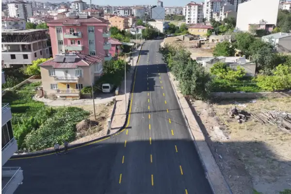 Niğde'de asfalt çalışmaları sürüyor