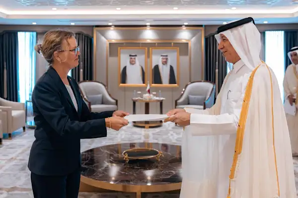 Katar Dışişleri Bakanı, İsveç'in Doha Büyükelçisi'nin güven mektubunu kabul etti