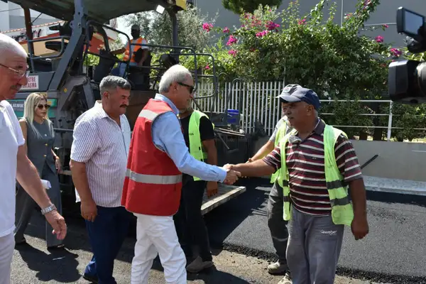 Başkan Kocagöz: Altyapısı tamamlanan hiçbir noktada asfaltsız yol bırakmayacağız