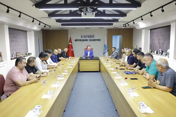 Başkan Büyükkılıç’a ziyaretler