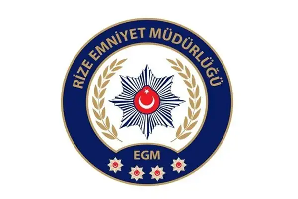 Bakırköy’de tahliye vaadiyle para isteyen 4 şüpheli suçüstü yakalandı