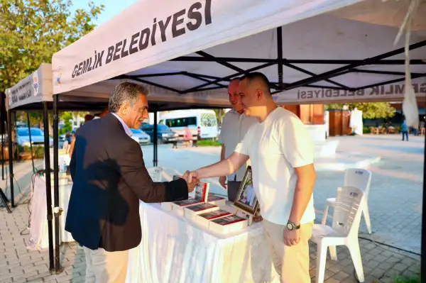 Gemlikli yazarlar okurlarıyla buluştu