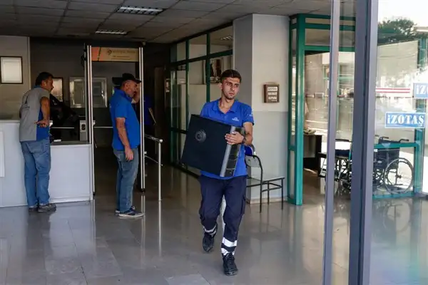İzmir Otogarı’nda kamu alacaklarının tahsili sürüyor