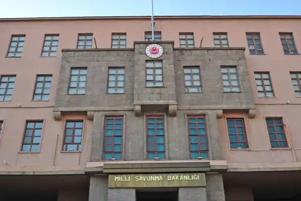 MSB: Somali Komandoları Manisa’da Komando Temel Eğitimi'ni tamamladı