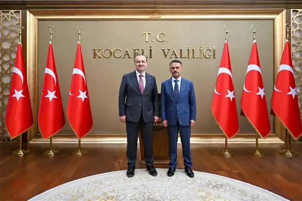 AK Parti Kocaeli İl Başkanı Talus, Vali Aktaş’ı ziyaret etti