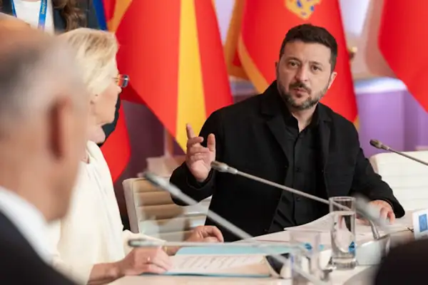 Zelenski: Yaptırımların her adımı barışı yaklaştırıyor