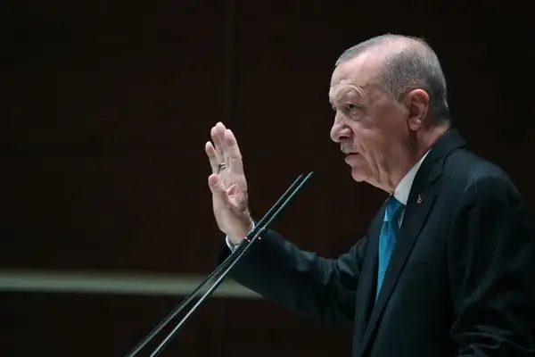 Cumhurbaşkanı Erdoğan başkanlığındaki YAŞ üyeleri Anıtkabir'i ziyaret etti