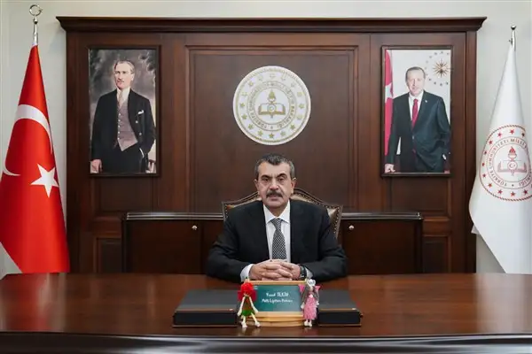 Bakan Tekin, Malazgirt Zaferi’nin yıl dönümü programına katıldı