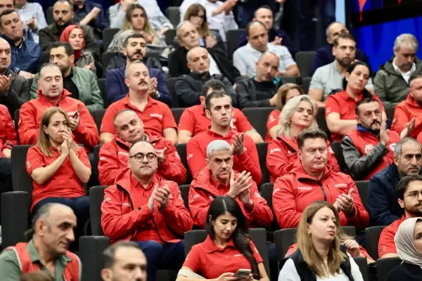 İBB iştirakleri ile DİSK’e bağlı sendikalar arasında TİS imzalandı