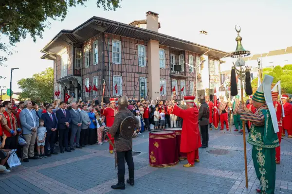 Bursa’nın kurtuluşunun 104’üncü yıl dönümü törenle kutlandı