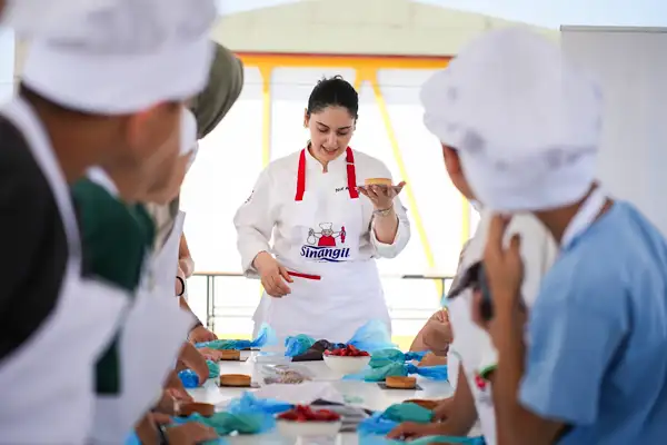 Sinangil ve Kalben Derneği,  çocukları Pastacılık Atölyesi’nde buluşturdu