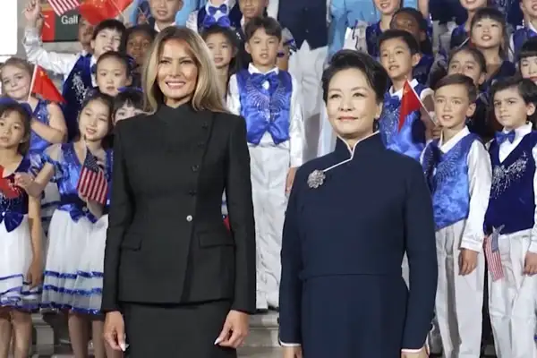 Çin ve ABD first lady'leri Asya Sanatı Ulusal Müzesi'ni ziyaret etti