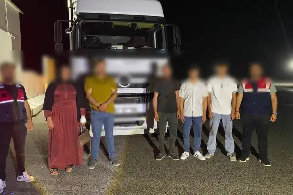 Şanlıurfa’da 143 düzensiz göçmen hakkında adli işlem başlatıldı