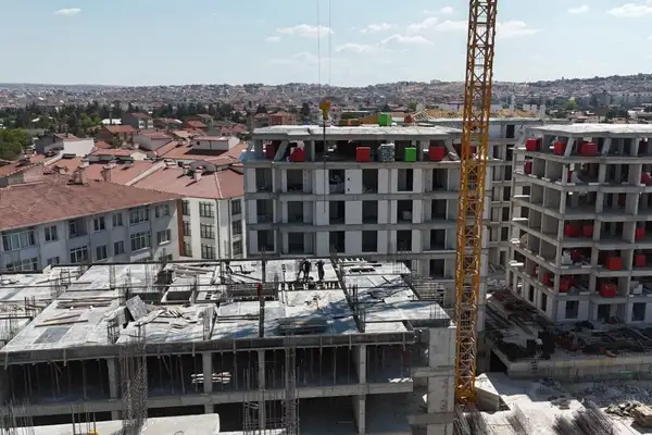 Gündoğdu 2. Etap B projesinde kentsel dönüşüm çalışmaları sürüyor