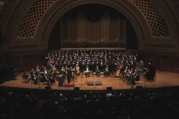 Yüz milyonlarca dinlenmeye ulaşan orkestra İstanbul ve Ankara Kültür Yolu Festivali’nde 