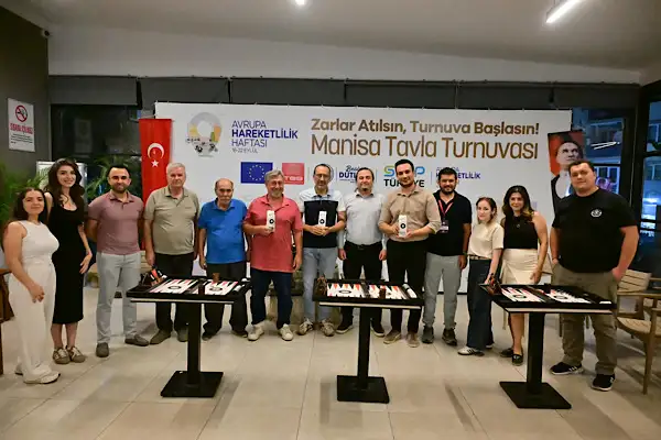 Manisa’da Avrupa Hareketlilik Haftası kapsamında tavla turnuvası düzenlendi