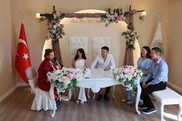 Toroslar Belediyesi Evlendirme Memurluğu yeni yerinde hizmet veriyor