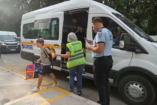 İzmir’de okul servislerine yönelik denetimler artırıldı