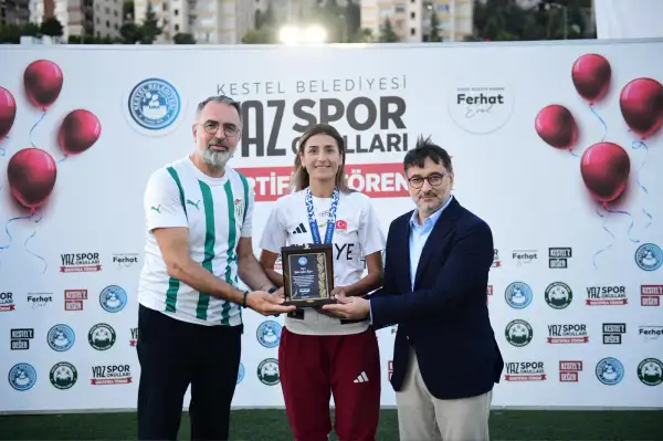 Kestel Belediyesi Yaz Spor Okullarında dönem sonu programı düzenlendi