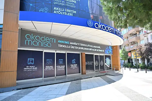 Manisa’da çocuk ve gençlere ücretsiz teknoloji eğitimleri başlıyor
