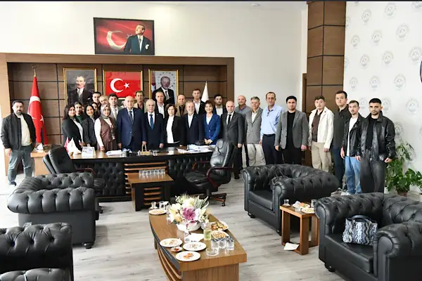 AK Parti Çanakkale Milletvekili Gider, Keşan Belediyesi'ni ziyaret etti