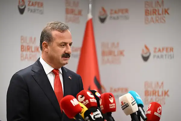 Ağıralioğlu: Kürtlerle küs değiliz, PKK ile de barışmayacağız