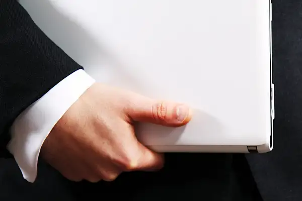 İzgi Holding, Gersan Elektrik paylarını artırdı