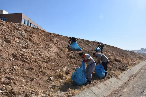 Siirt çevre yolunda kapsamlı temizlik çalışması