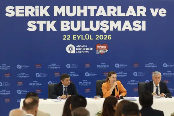Özdemir, Serik'te muhtarlarla 2027 yatırımlarını değerlendirdi