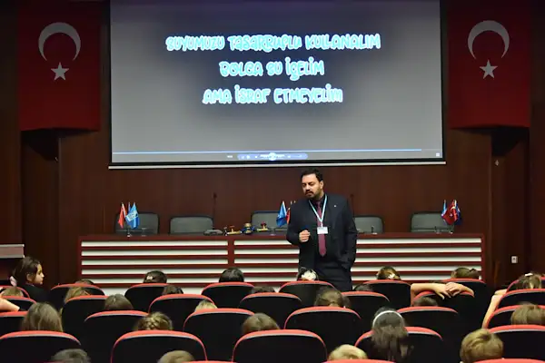 Bursa'da öğrencilere su tasarrufu ve bilinçli kullanım eğitimi veriliyor