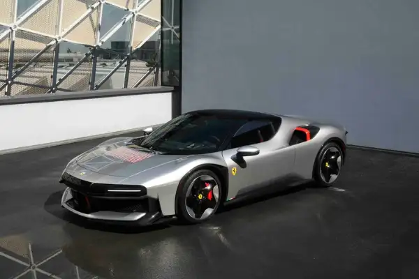 Ferrari’nin yeni One-Off modeli CZ26 kişiye özel performansı yeniden tanımlıyor