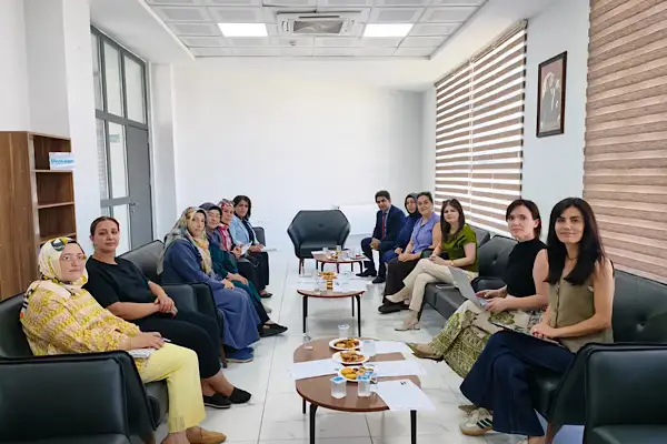 Mavi Kalem Derneği, Batman’da kadın temsilcilerle bir araya geldi